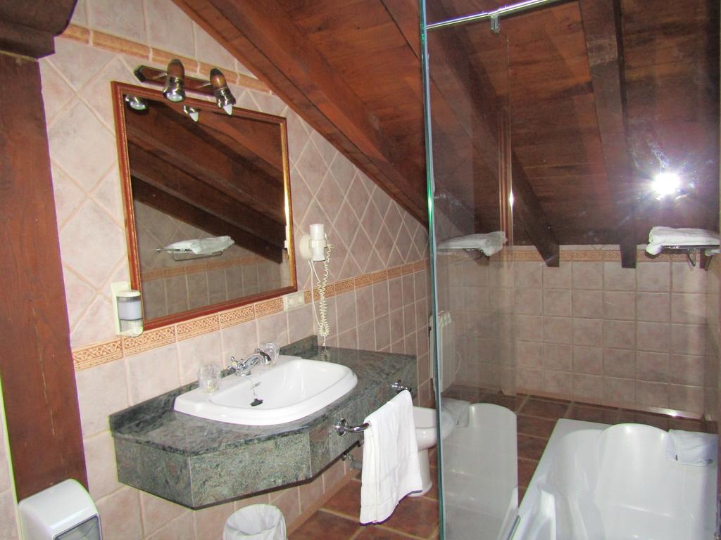 Posada La Venta De Quijas Ngoại thất bức ảnh